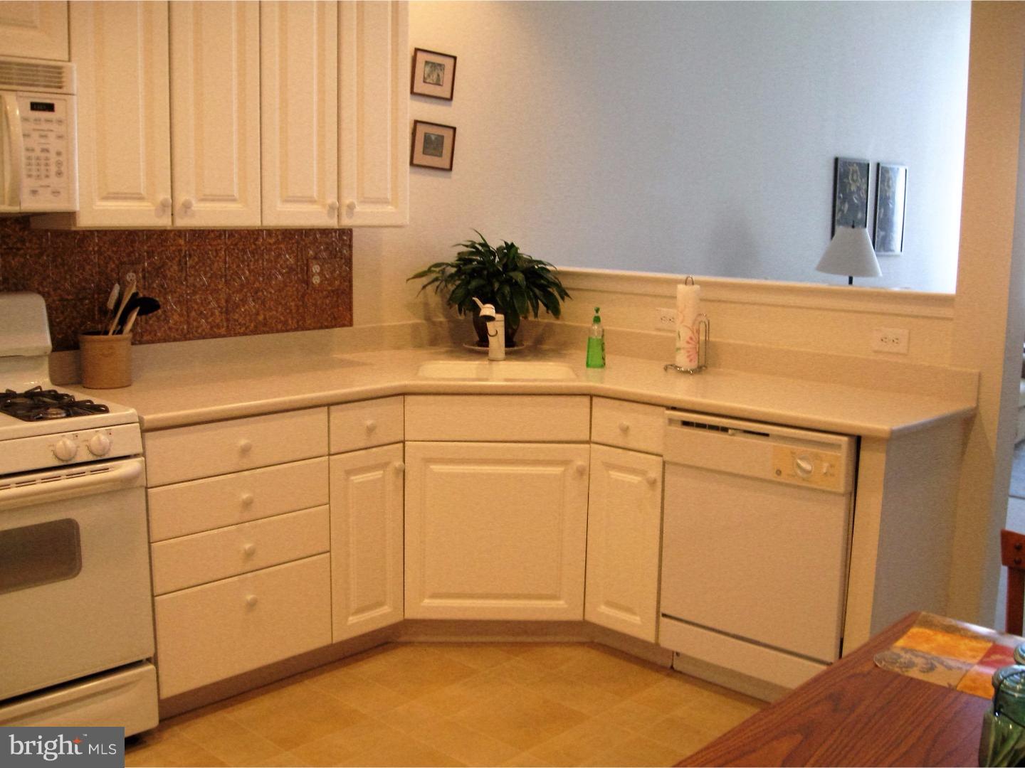 109 Davish Road Coatesville, PA 19320 - Photo 5 of 22 Kitchen