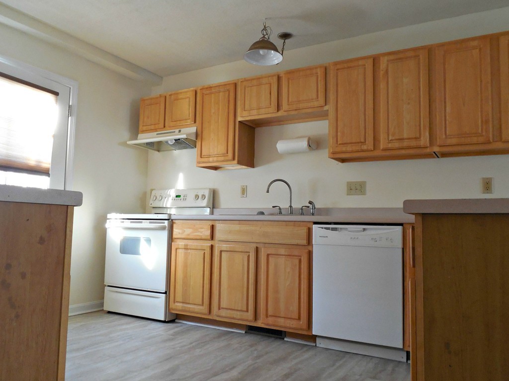 44 North Street, Unit 2 Ware, MA 01082 - Photo 8 of 28 Gallery Image 8