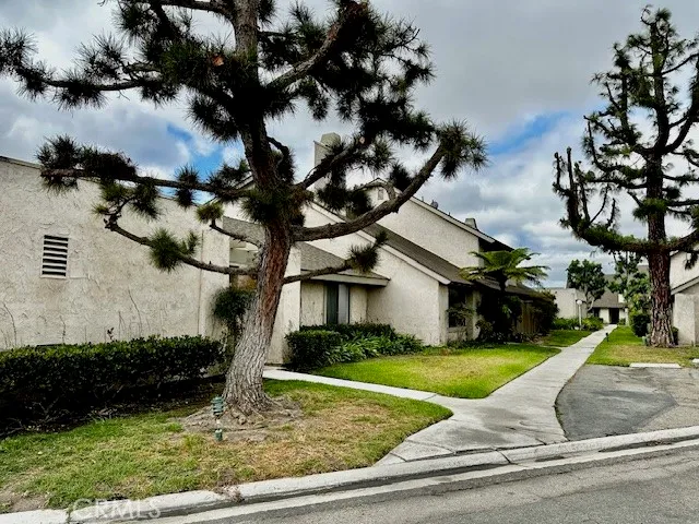 $689,000 | 10087 Hidden Village Road, Garden Grove, CA 92840