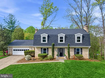 $1,295,000 | 2102 Twin Mill Lane, Oakton, VA 22124