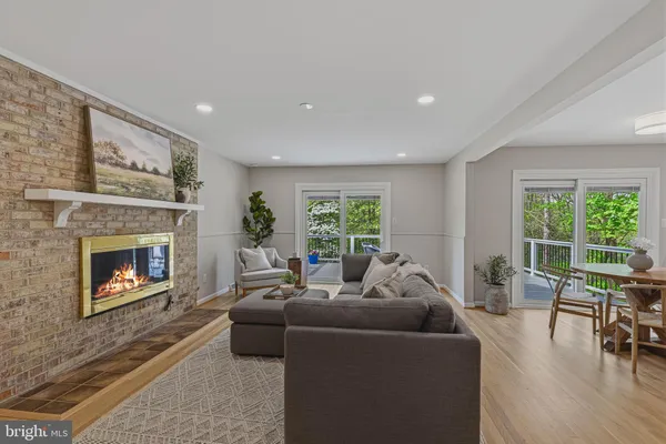 $1,295,000 | 2102 Twin Mill Lane, Oakton, VA 22124