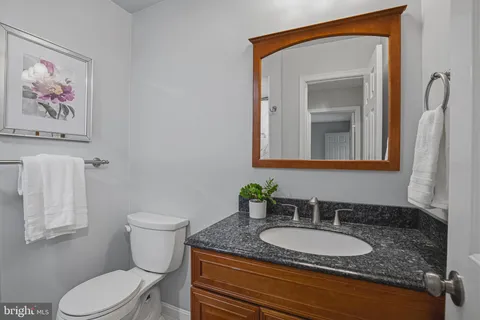 $1,295,000 | 2102 Twin Mill Lane, Oakton, VA 22124