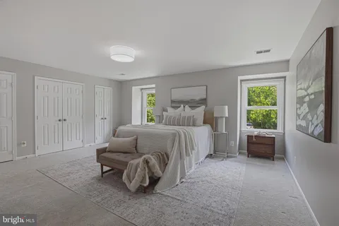 $1,295,000 | 2102 Twin Mill Lane, Oakton, VA 22124