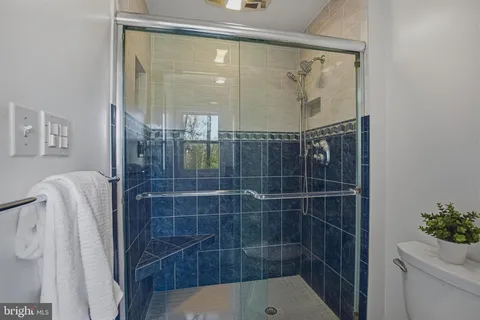 $1,295,000 | 2102 Twin Mill Lane, Oakton, VA 22124