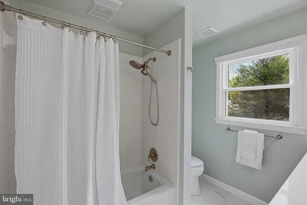 $1,295,000 | 2102 Twin Mill Lane, Oakton, VA 22124