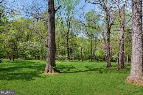 $1,295,000 | 2102 Twin Mill Lane, Oakton, VA 22124