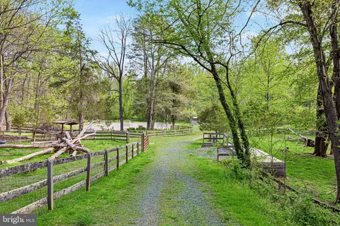 $1,295,000 | 2102 Twin Mill Lane, Oakton, VA 22124