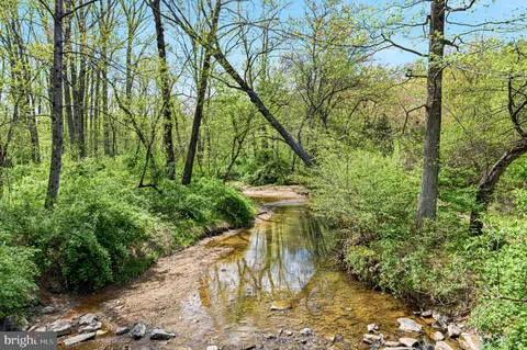 $1,295,000 | 2102 Twin Mill Lane, Oakton, VA 22124