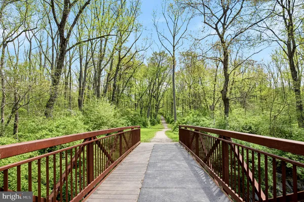 $1,295,000 | 2102 Twin Mill Lane, Oakton, VA 22124