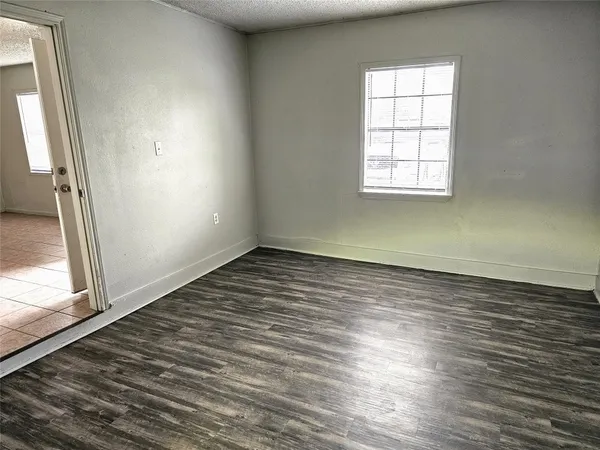 $1,600 | 3018 Robinson Boulevard, Texas City, TX 77590