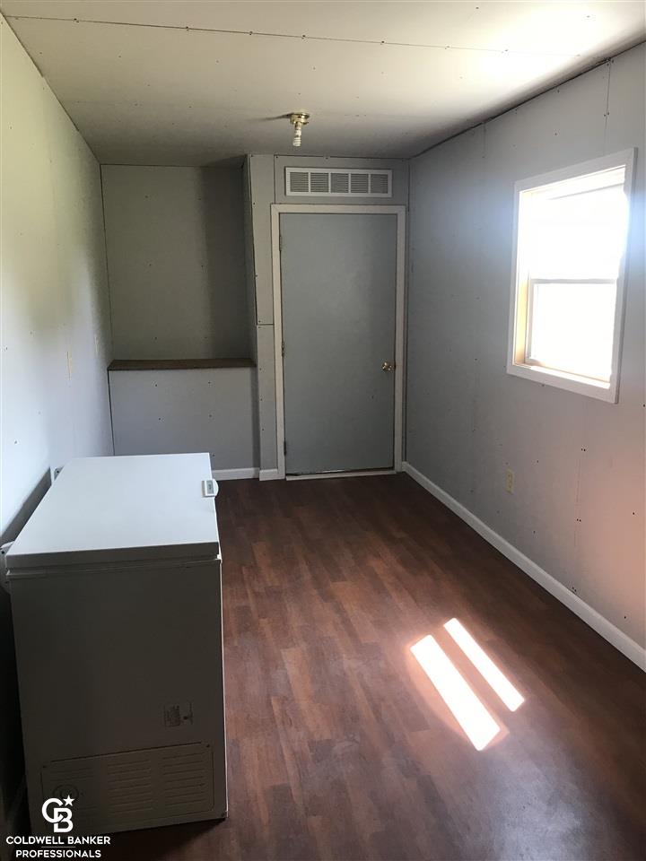 1488 East Wellman Line Road Yale, MI 48097 - Photo 14 of 35