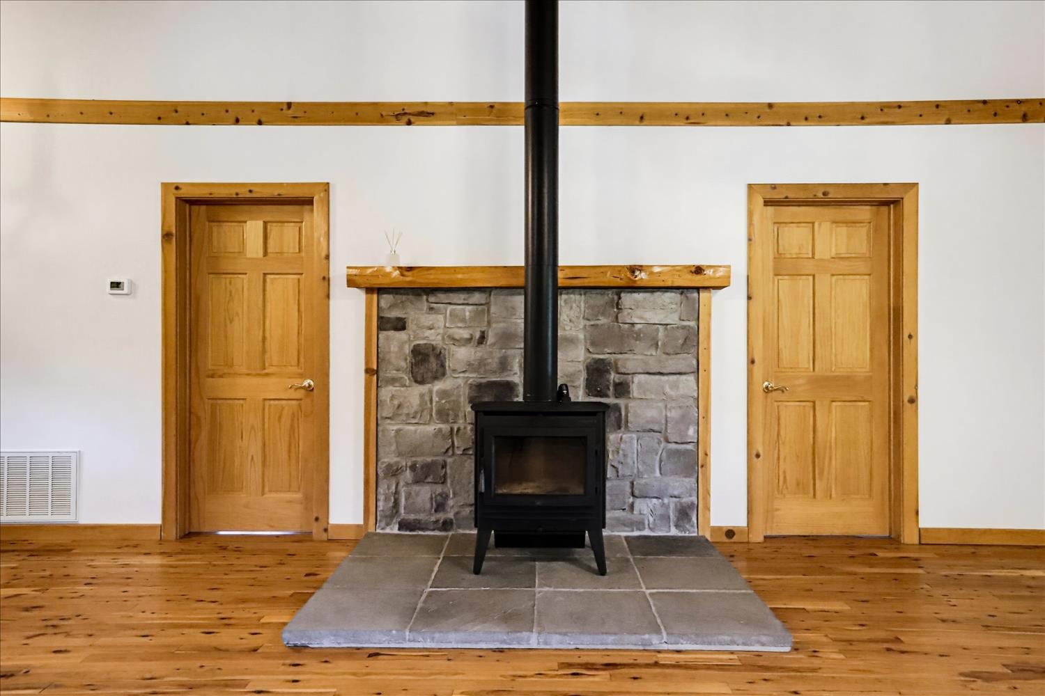 21748 Hyatt Road Nevada City, CA 95959 - Photo 10 of 83