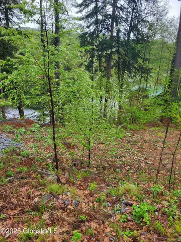 $369,000 | 12 North Avenue, Lake Luzerne, NY 12846