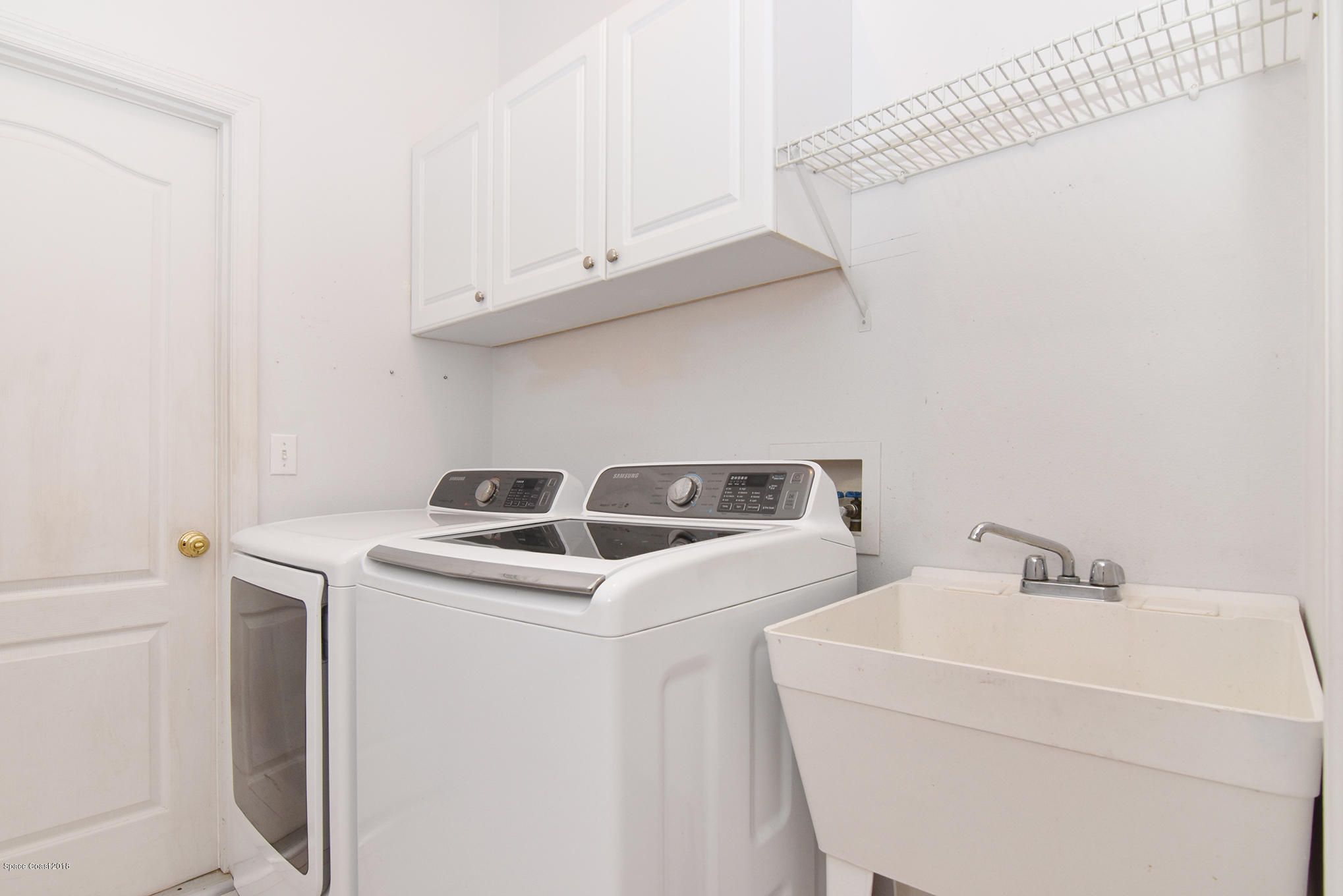 4195 Turtle Mound Road Melbourne, FL 32934 - Photo 27 of 53 laundry room