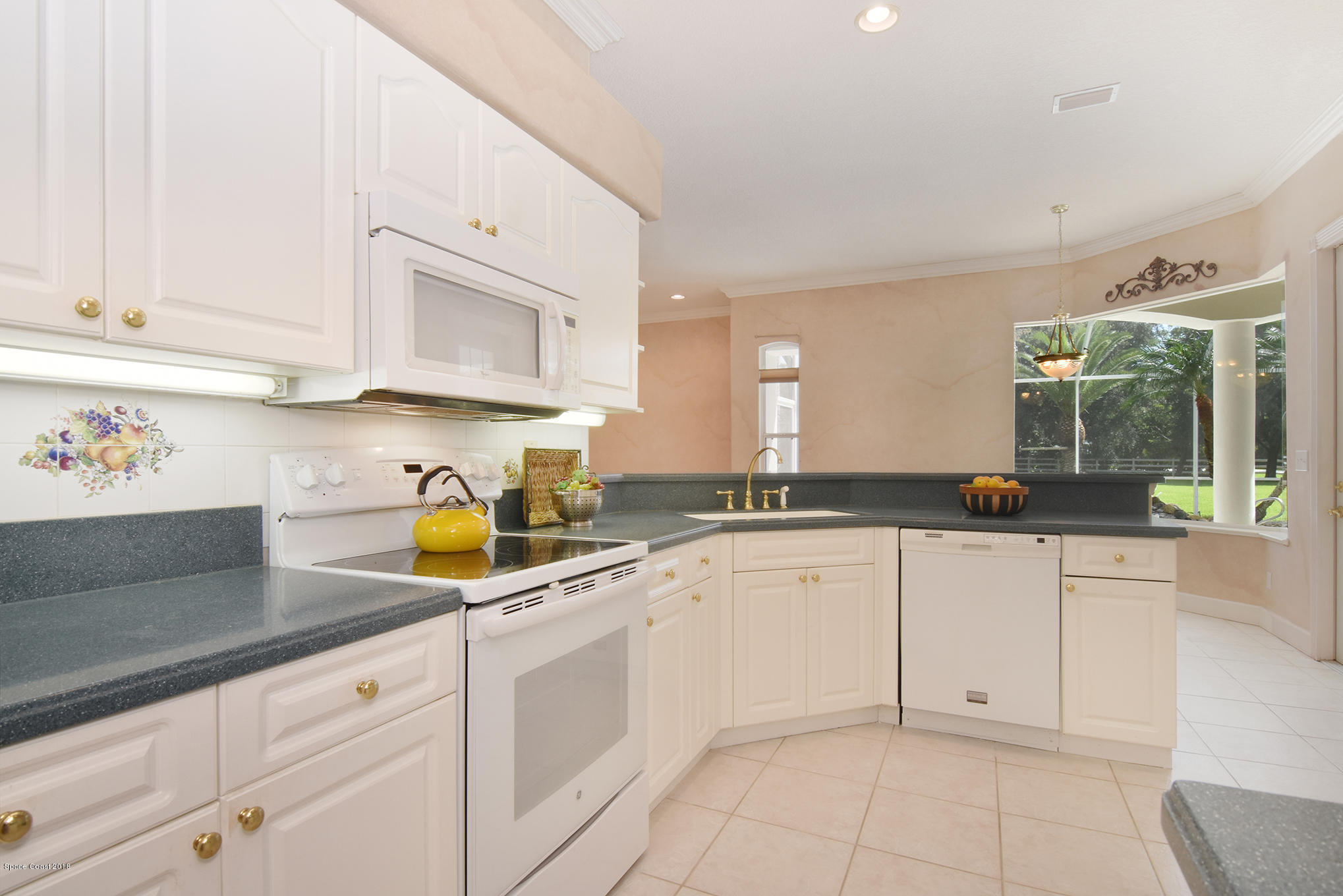 4195 Turtle Mound Road Melbourne, FL 32934 - Photo 5 of 53 kichen view 1