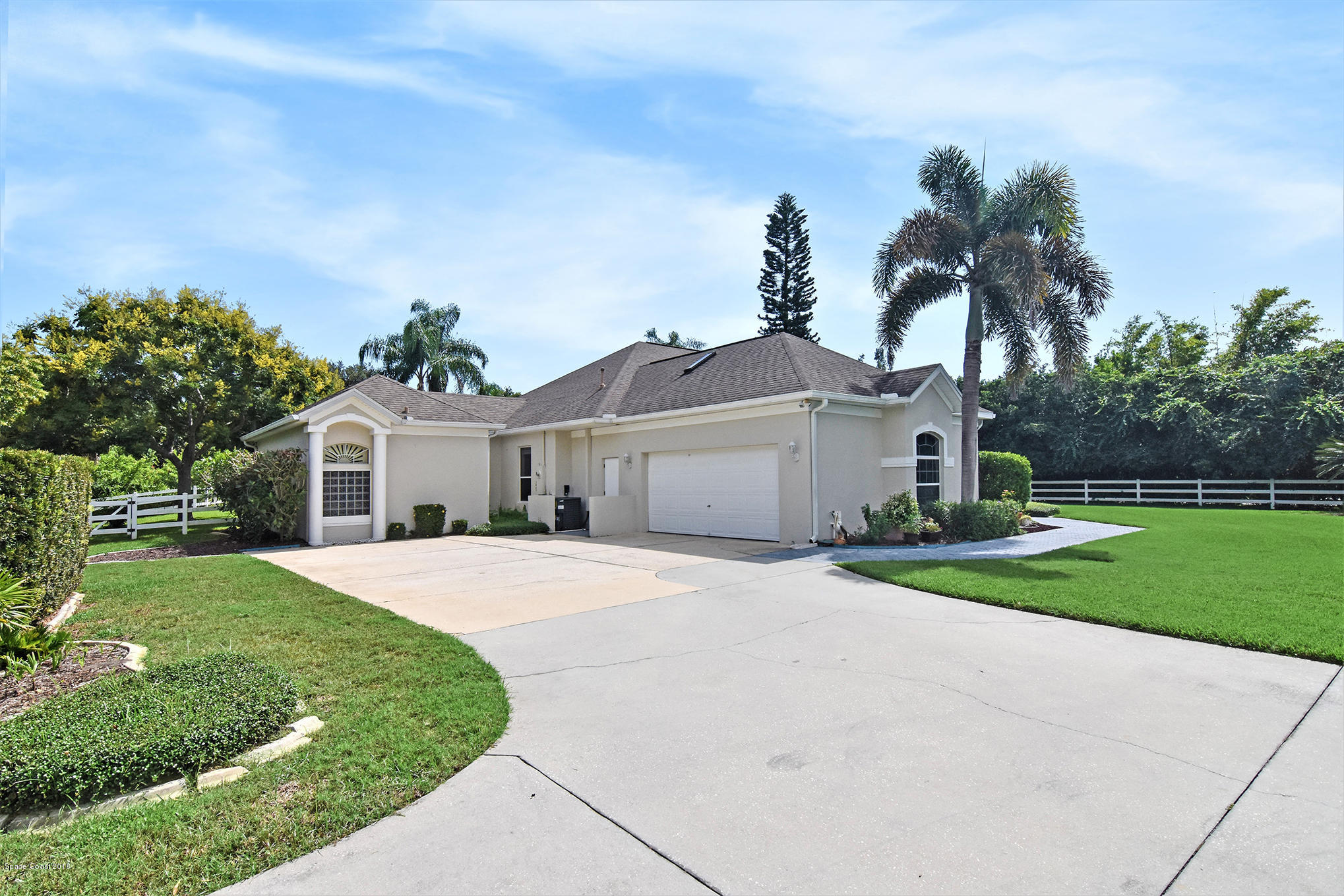 4195 Turtle Mound Road Melbourne, FL 32934 - Photo 42 of 53 driveway