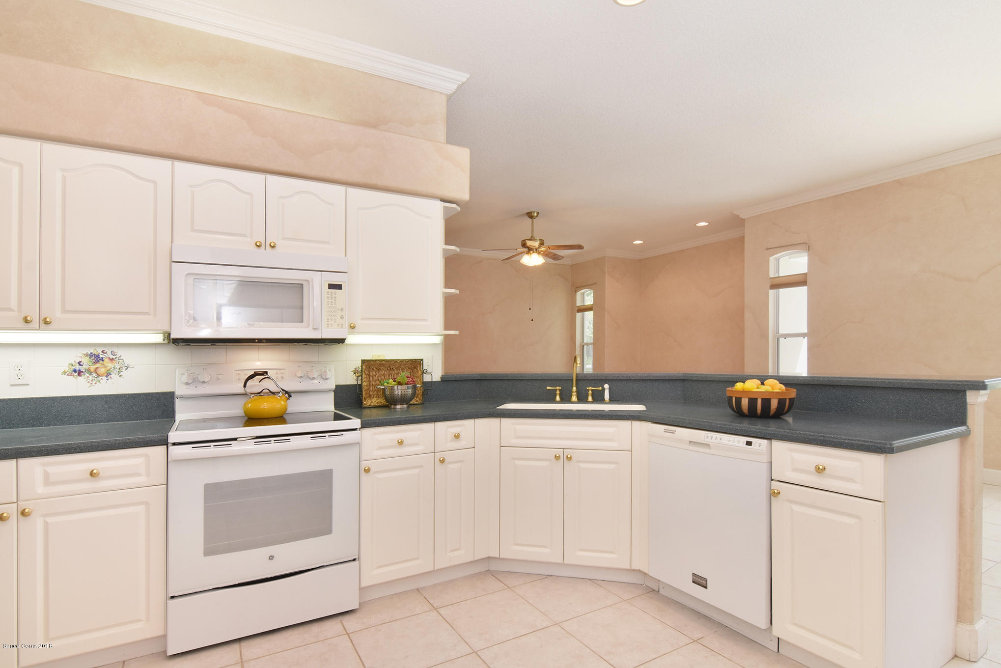 4195 Turtle Mound Road Melbourne, FL 32934 - Photo 8 of 53 kitchen