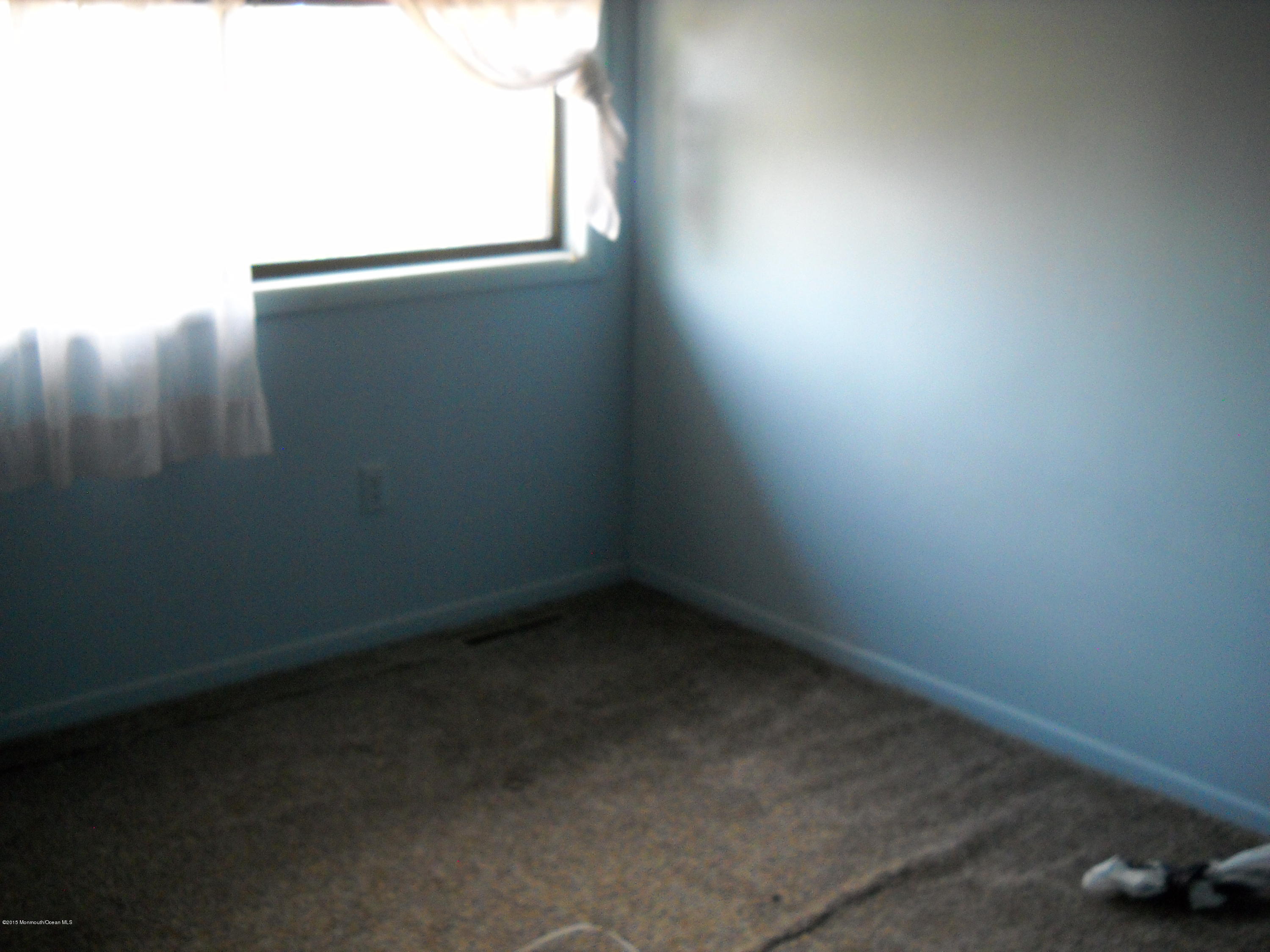 57 Probasco Road East Windsor, NJ 08520 - Photo 10 of 14 DSCN1009