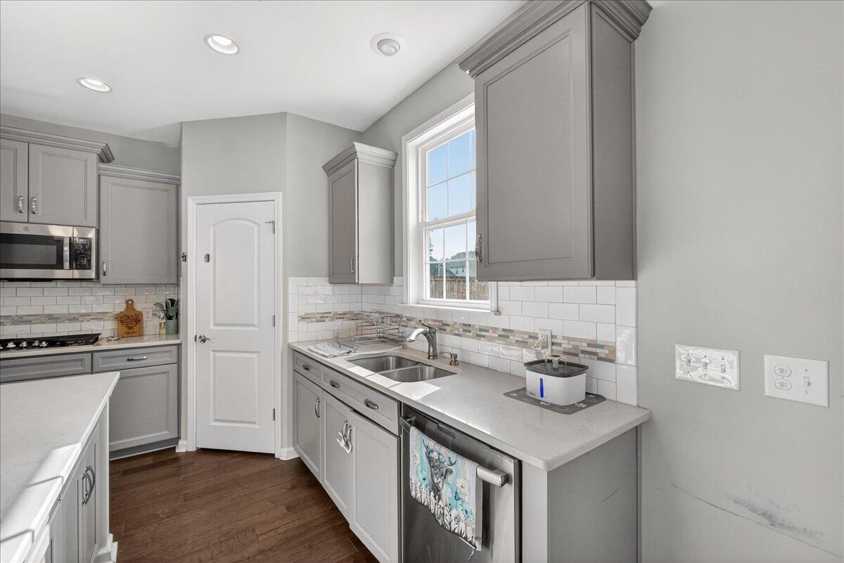 116 Rouen Lane Summerville, SC 29486 - Photo 13 of 48 Kitchen