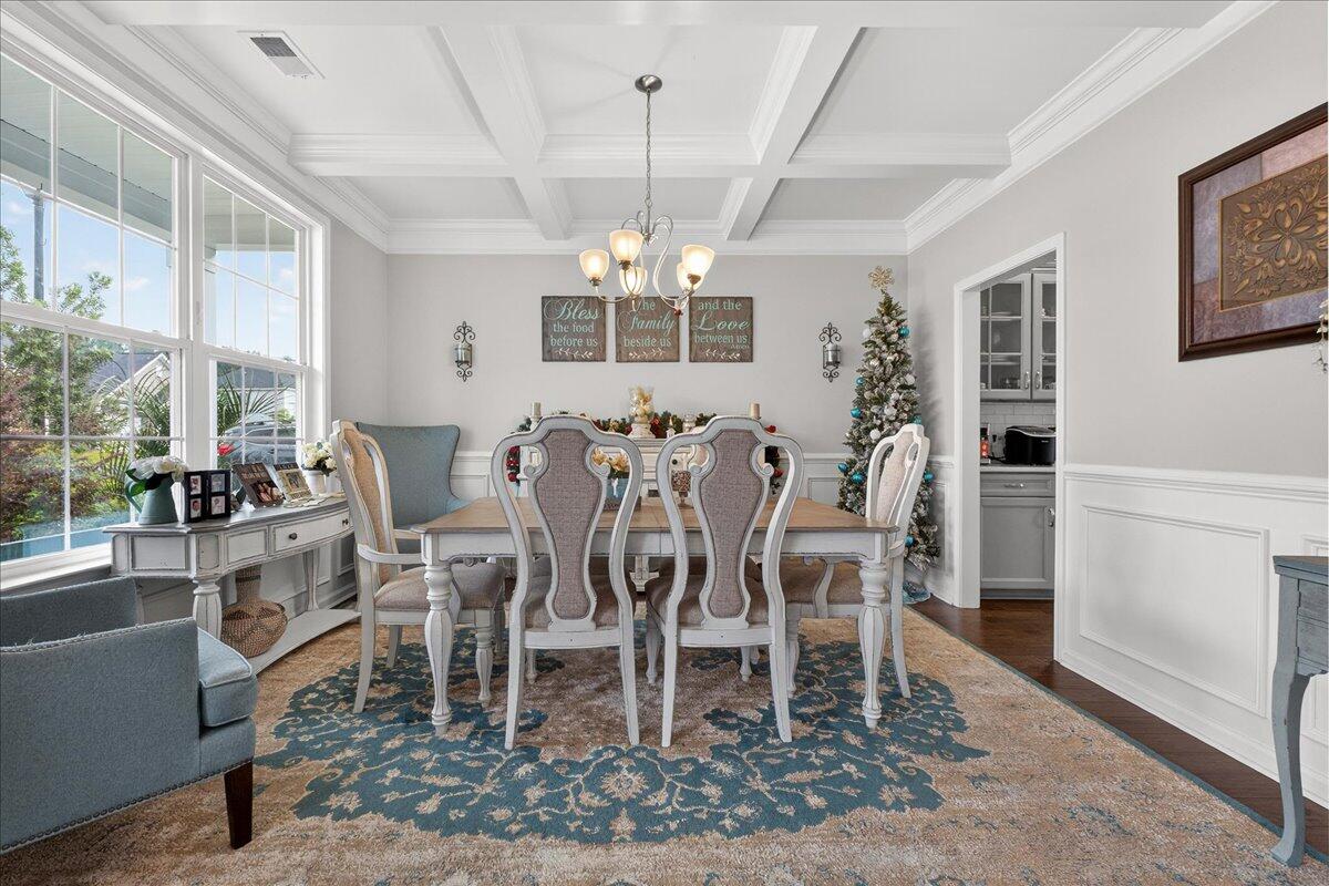 116 Rouen Lane Summerville, SC 29486 - Photo 8 of 48 Dining Area