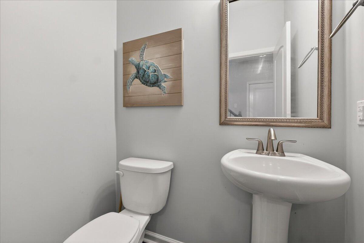 116 Rouen Lane Summerville, SC 29486 - Photo 9 of 48 Half Bath