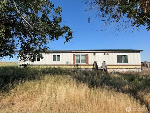 $174,900 | 32498 Crick Road North, Wilbur, WA 99185