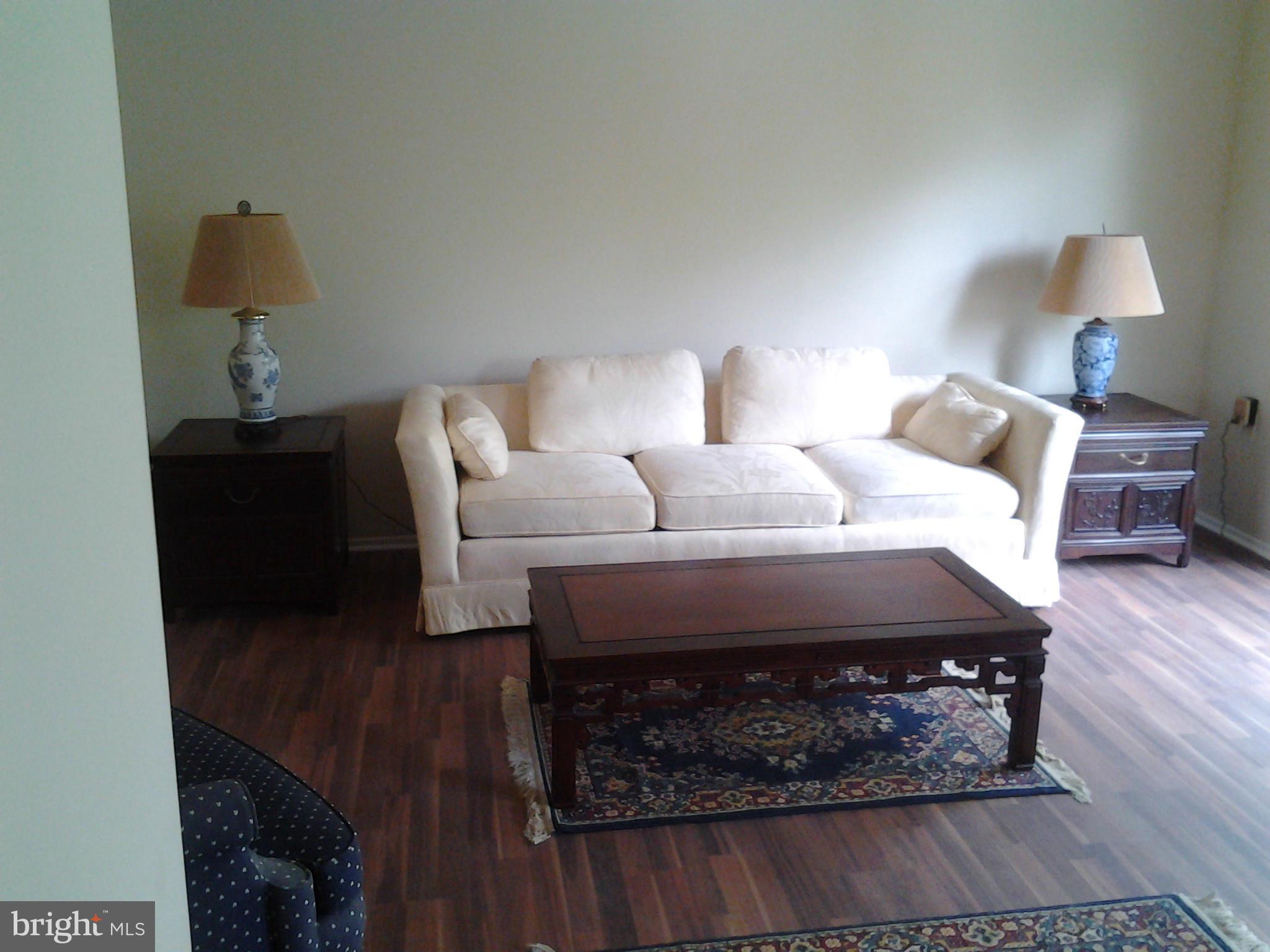8470 Snowden Oaks Place Laurel, MD 20708 - Photo 7 of 19 Living Room