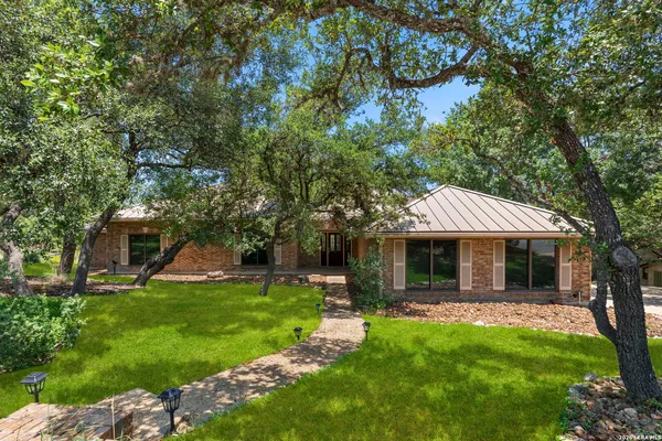 $599,000 | 7621 Dietz Elkhorn Road, Boerne, TX 78015