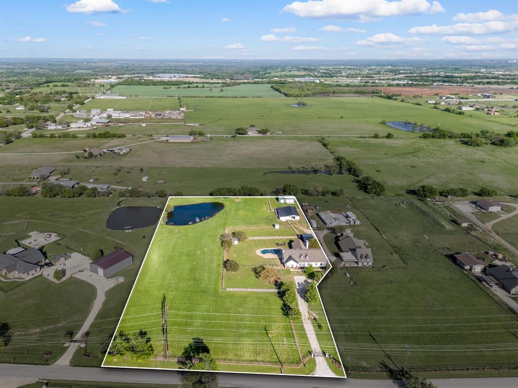 7384 Rector Road Sanger, TX 76266 - Photo 38 of 40 a view of an outdoor space