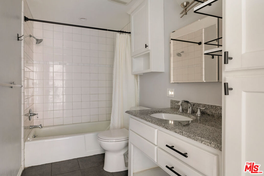 1935 Alpha Road, Unit 323 Glendale, CA 91208 - Photo 14 of 15 Gallery Image 14