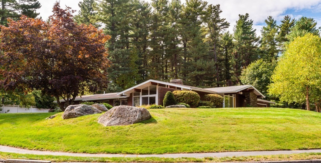 12 Alexandra Road Lynnfield, MA 01940 - Photo 3 of 42 a view of a house with swimming pool