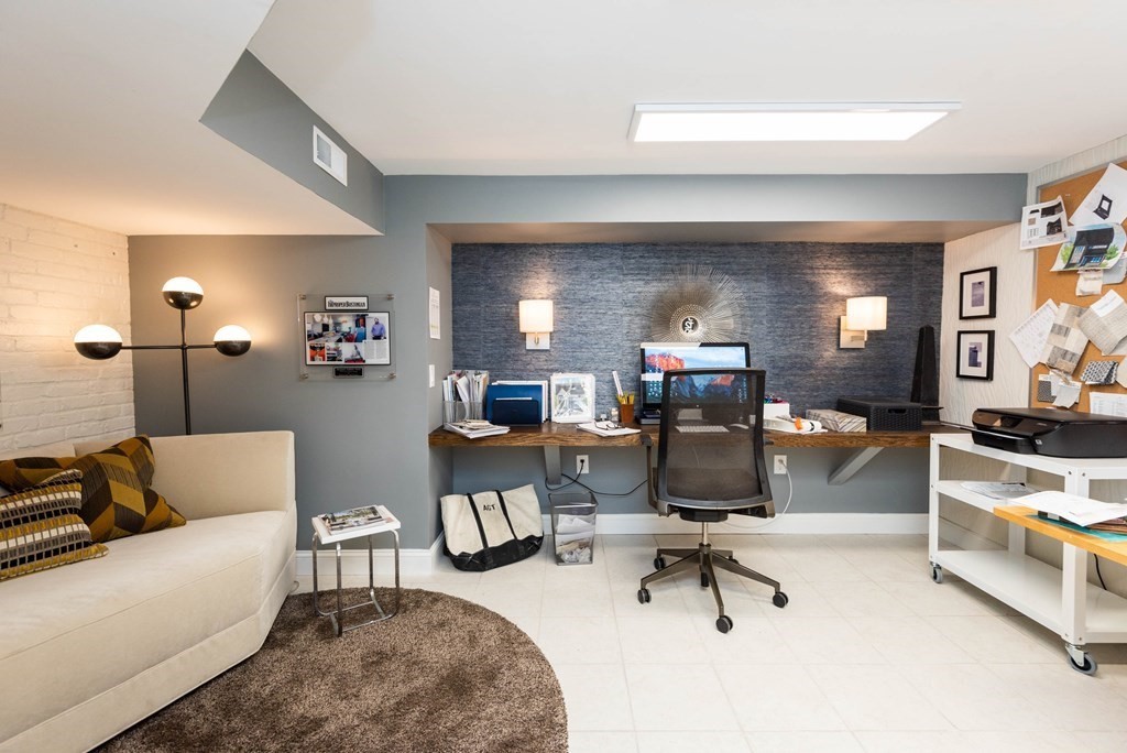 12 Alexandra Road Lynnfield, MA 01940 - Photo 32 of 42 a living room with furniture and a piano