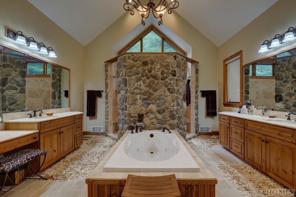 350 Beaver Dam Road Sapphire, NC 28774 - Photo 21 of 56 Gallery Image 21