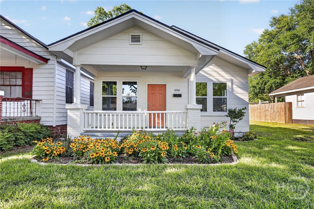 654 East 34th Street Savannah, GA 31401 - Photo 1 of 24