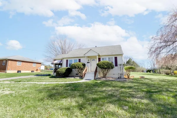 $269,000 | 154 Lake Ct Avenue, Lynchburg, VA 24502