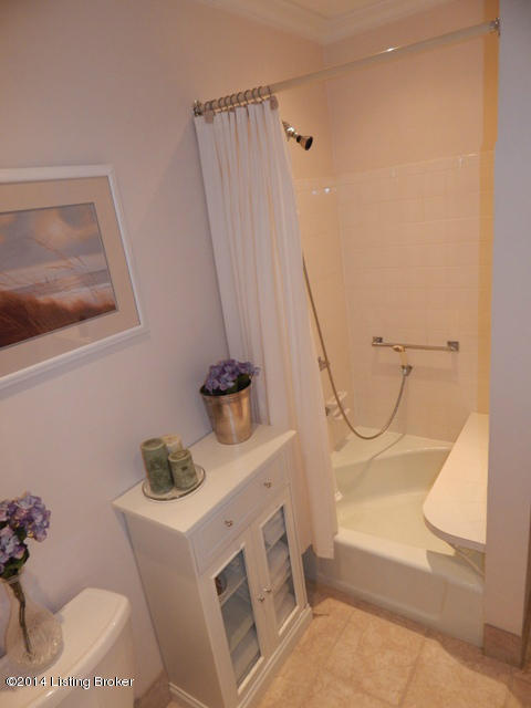 1564 Knight Road Louisville, KY 40216 - Photo 22 of 48 DSCN1072