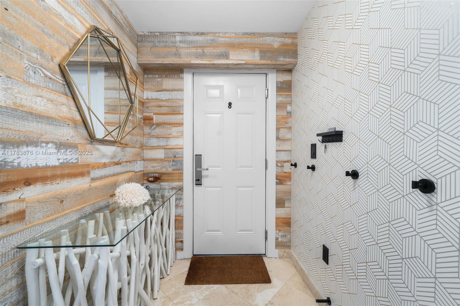 1401 Bay Road, Unit 506 Miami Beach, FL 33139 - Photo 20 of 28 a view of a bathroom