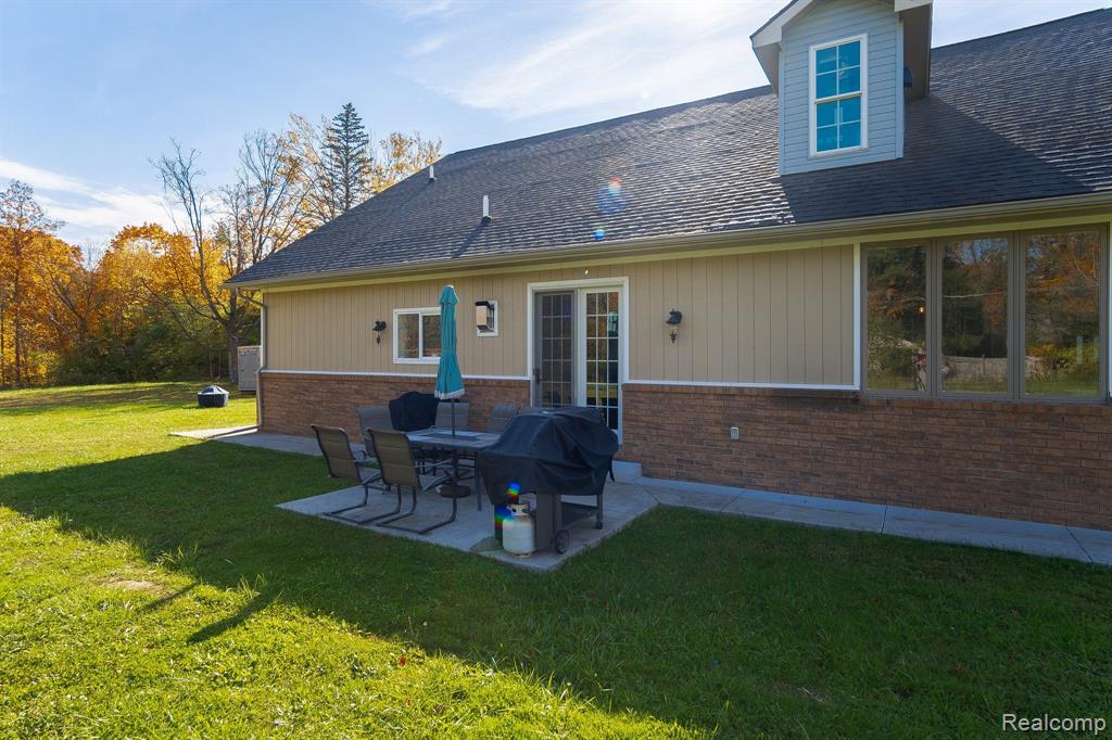 28706 West Nine Mile Road Farmington Hills, MI 48336 - Photo 48 of 51