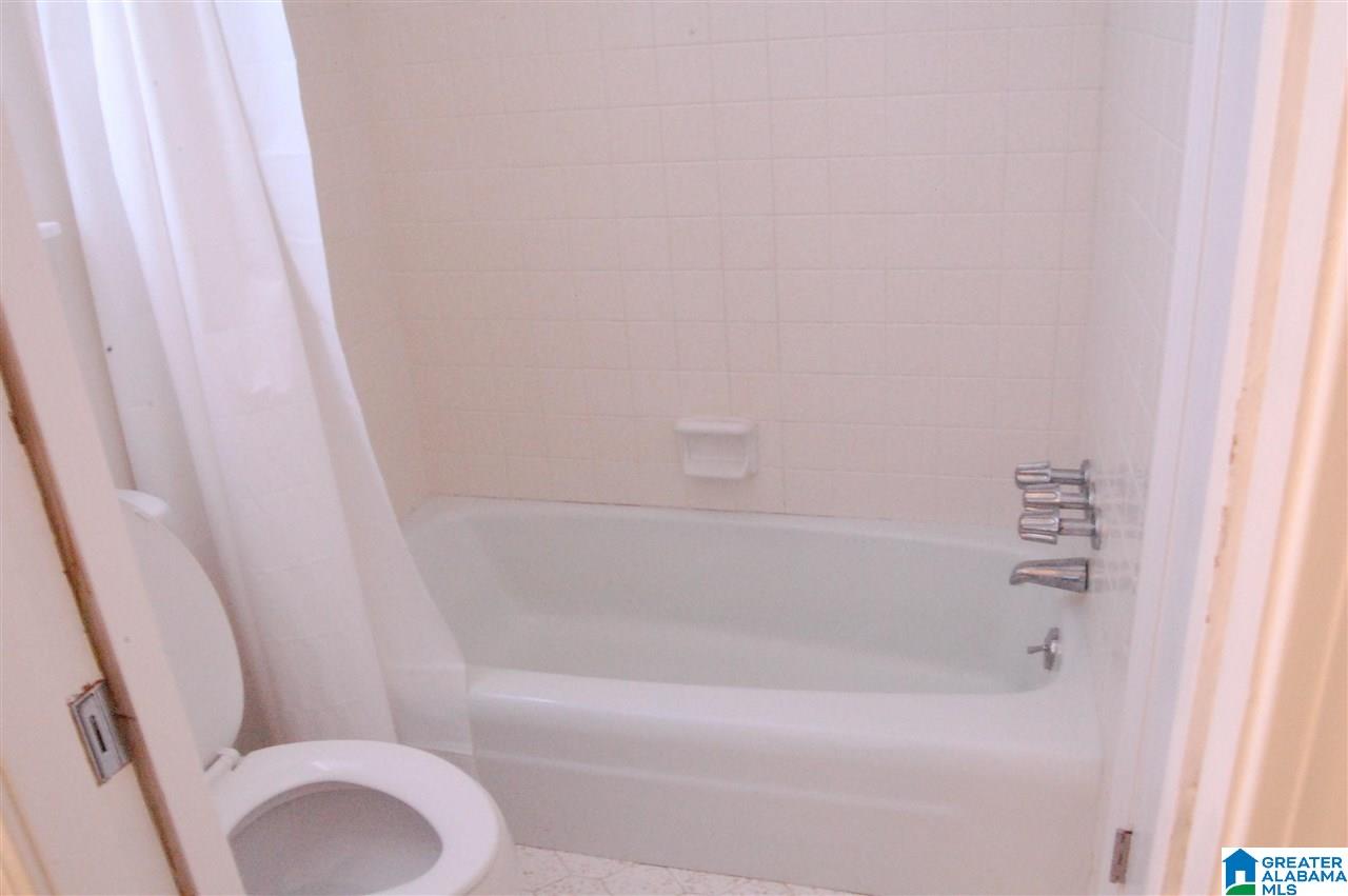 100 Oak Street Alabaster, AL 35114 - Photo 23 of 28