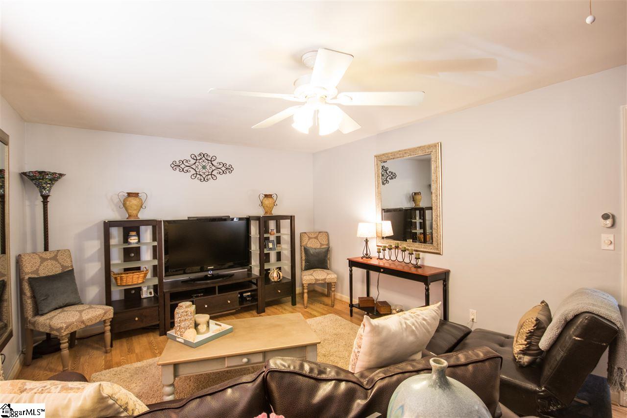 508 Garrett Street Fountain Inn, SC 29644 - Photo 3 of 14 Gallery Image 3