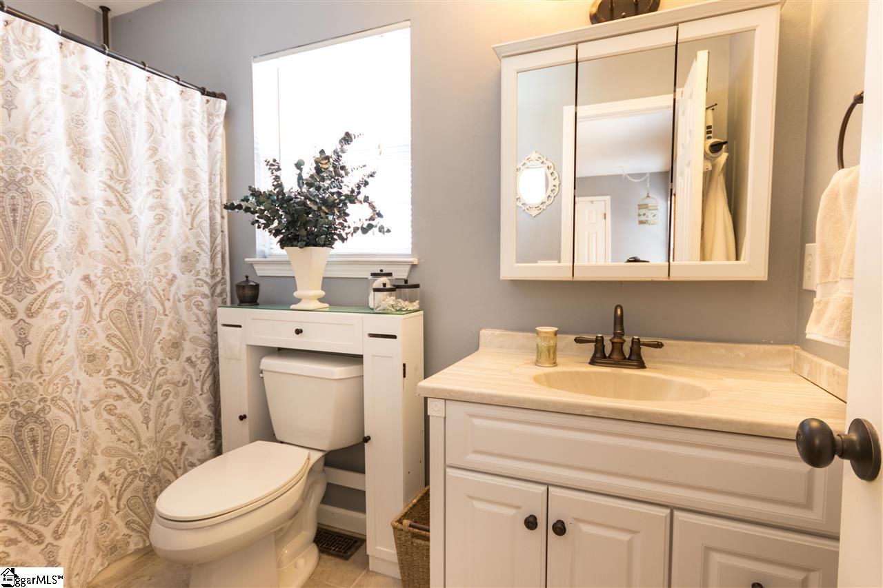 508 Garrett Street Fountain Inn, SC 29644 - Photo 9 of 14 Gallery Image 9