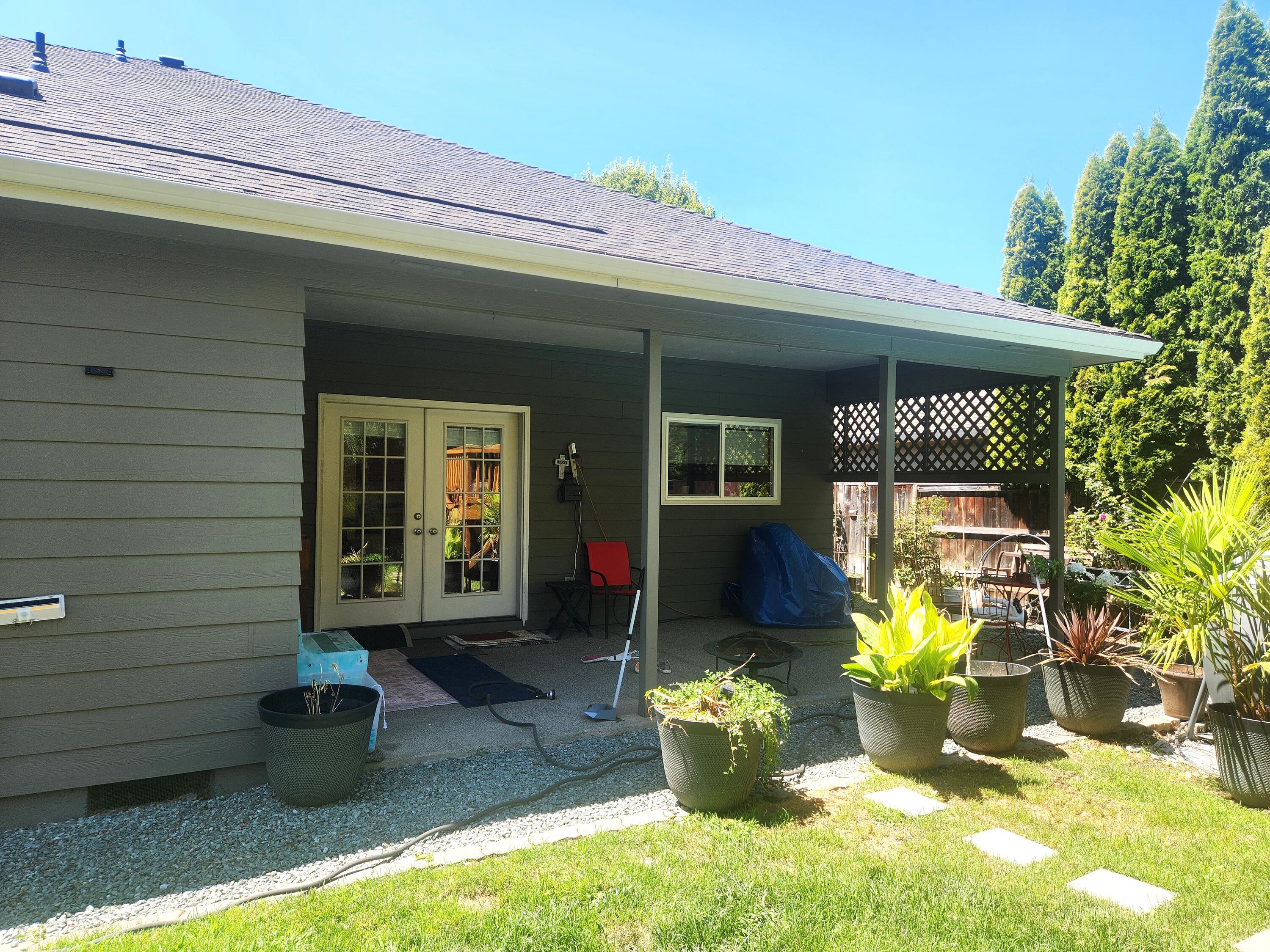 900 Mendolia Way Central Point, OR 97502 - Photo 42 of 49 36