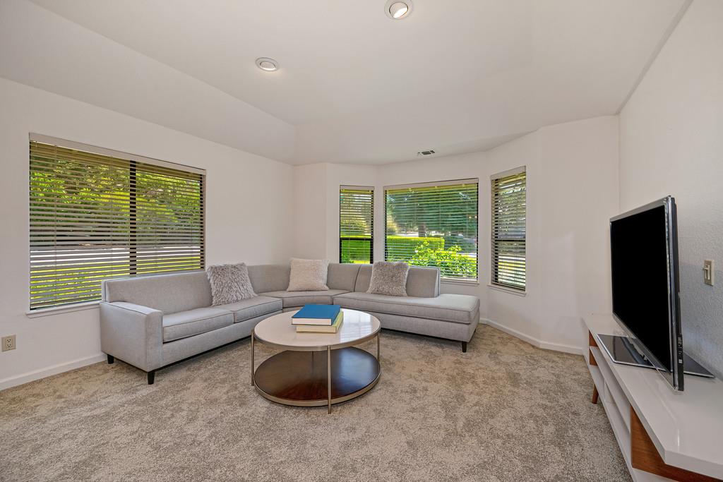 6400 Lago Circle Rancho Murieta, CA 95683 - Photo 6 of 60