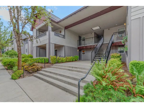 $320,000 | 14019 Northeast 20th Avenue, Unit A2, Vancouver, WA 98686