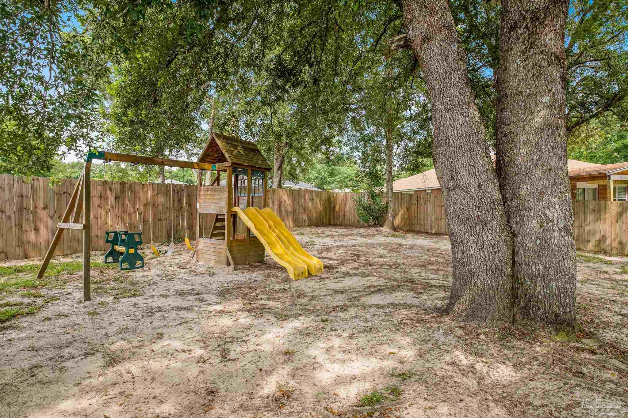 2237 Liberty Loop Road Cantonment, FL 32533 - Photo 39 of 42 Gallery Image 39