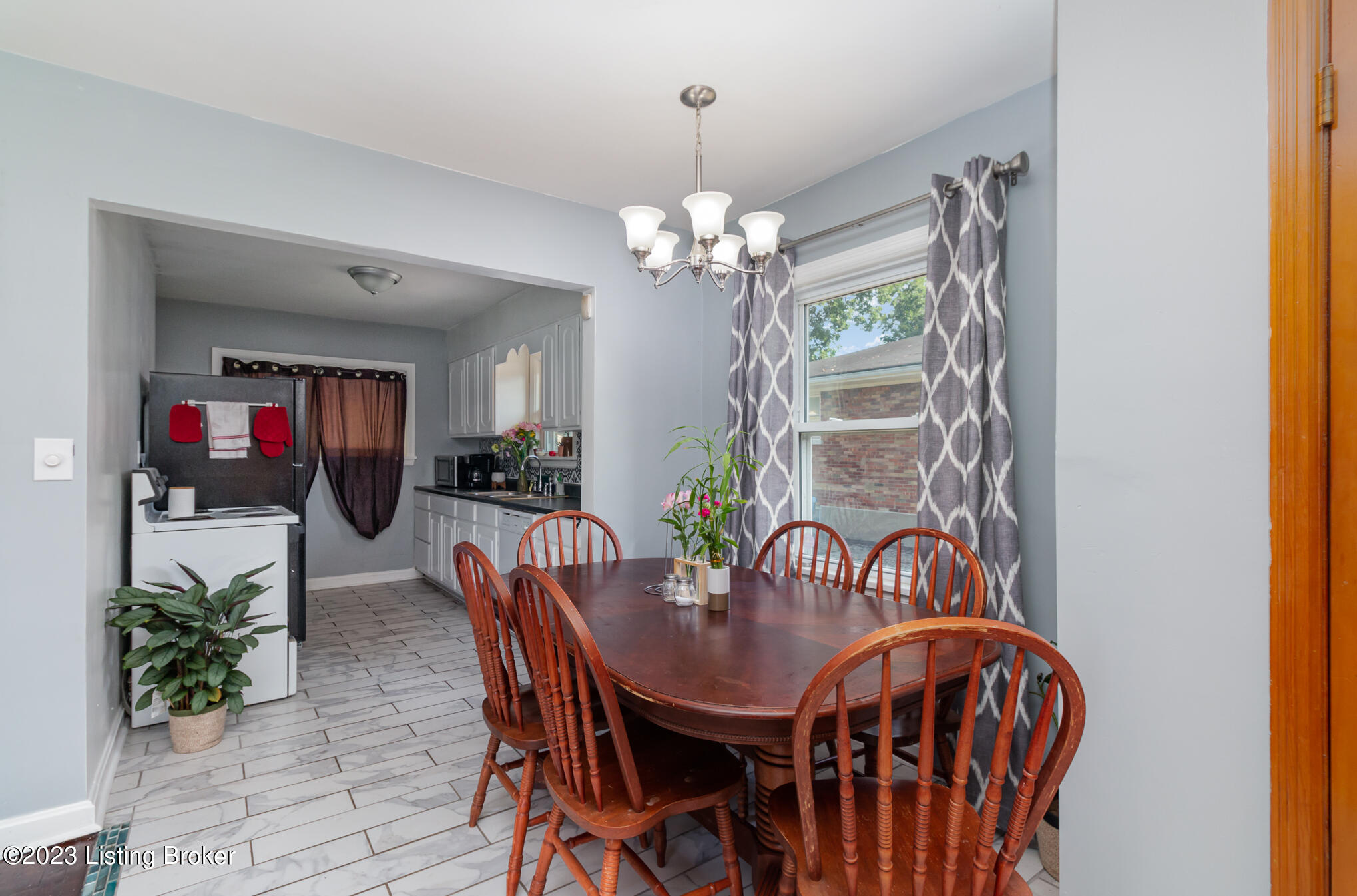 3416 Janell Road Louisville, KY 40216 - Photo 10 of 22 Dining