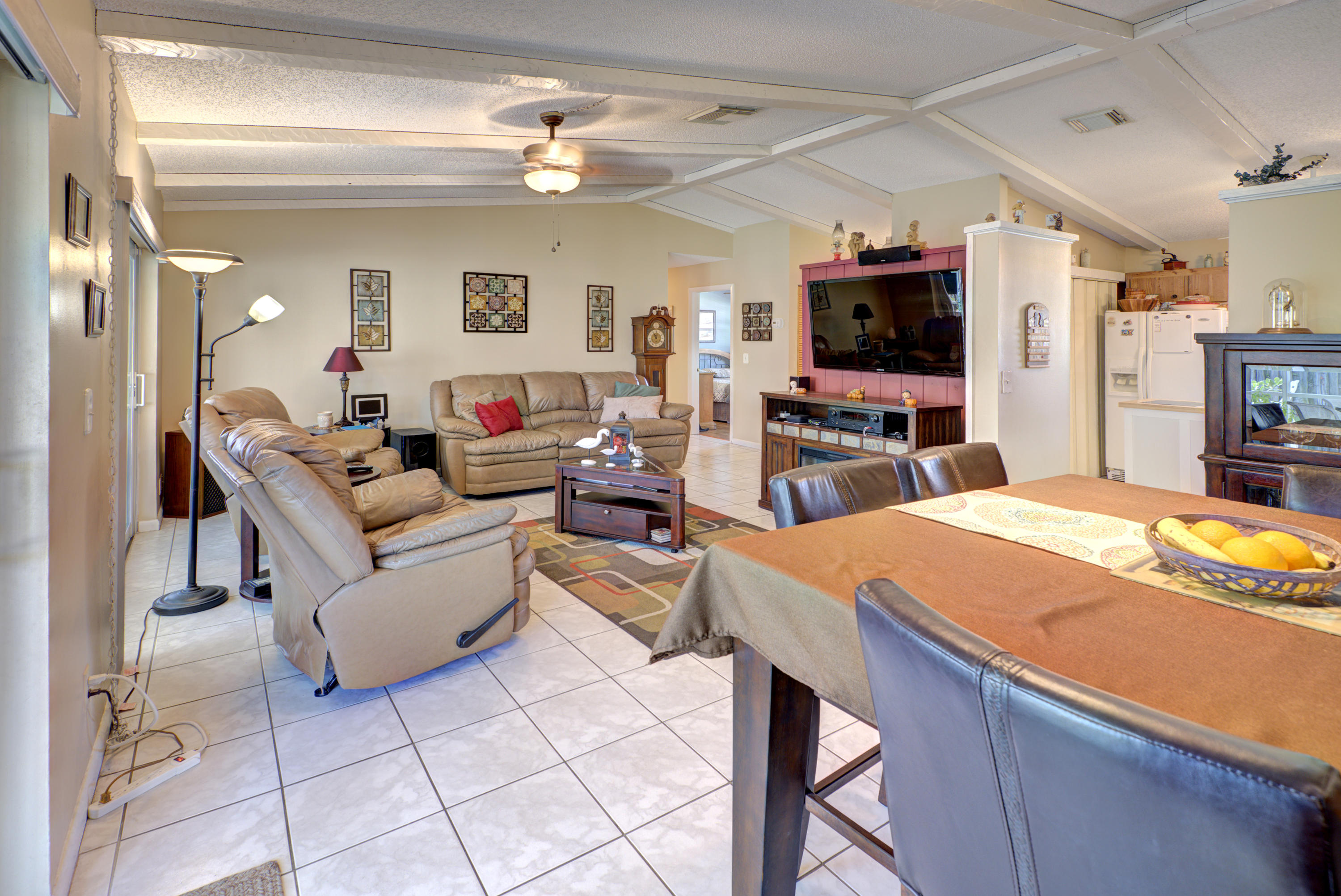 22776 Sleepy Brook Lane Boca Raton, FL 33428 - Photo 10 of 25 DSC_1953