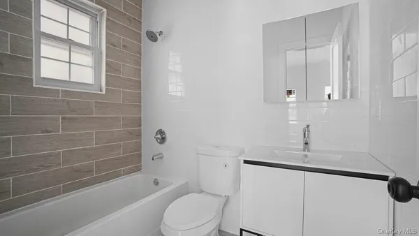 $1,475,000 | 340 East 234th Street | Woodlawn Heights