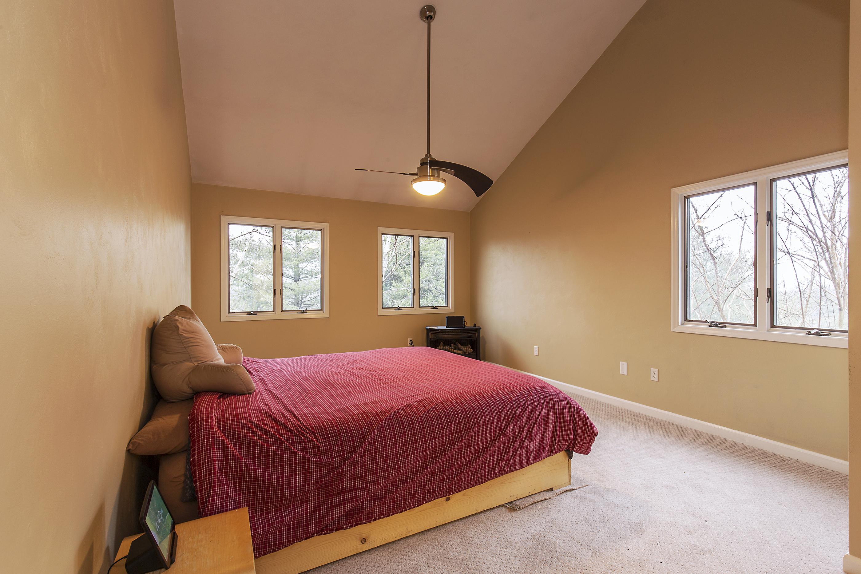 17 Winesap Road Roanoke, VA 24019 - Photo 11 of 30 MasterBedRm1