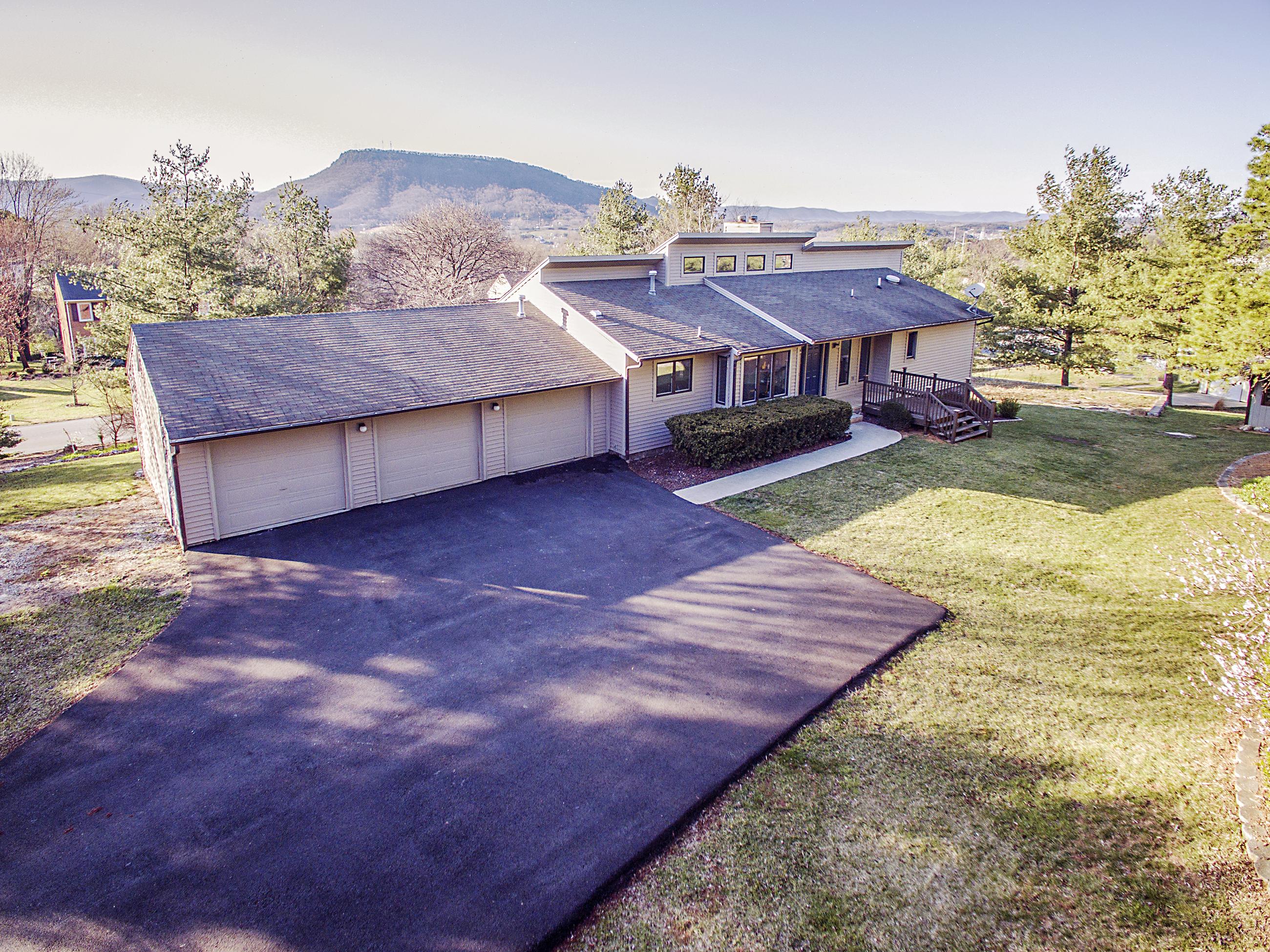 17 Winesap Road Roanoke, VA 24019 - Photo 28 of 30 Drone1